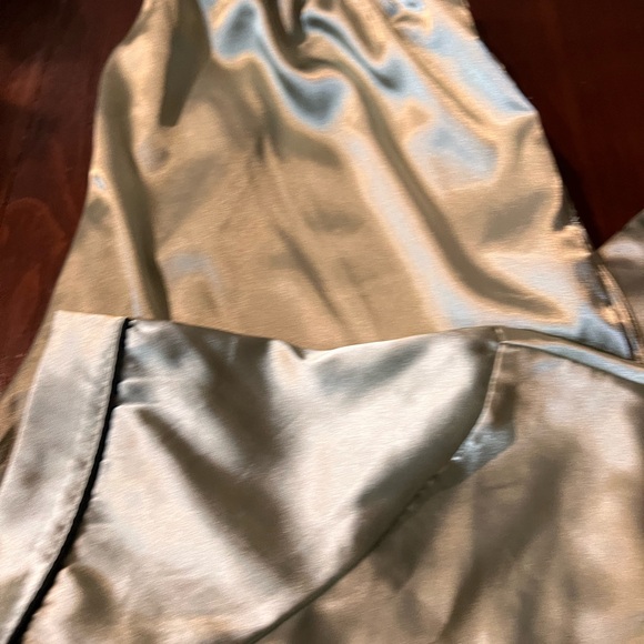 Pajama Set - Picture 4 of 9